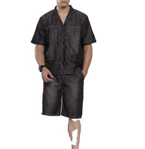 ชุดยีนส์ผู้ชายสองชิ้นแบบสั่งทำจากโรงงาน ระบายอากาศได้ดี แห้งเร็ว คุณภาพสูง เสื้อแขนสั้น กางเกงยีนส์ขาสั้น สไตล์สตรีทแวร์ - Product Image 3