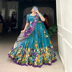 Lehenga choli ผู้ผลิตและผู้จัดจำหน่ายจากอัตราที่ต่ำที่สุดพิมพ์ลายกาลามาริ - Product Image 1