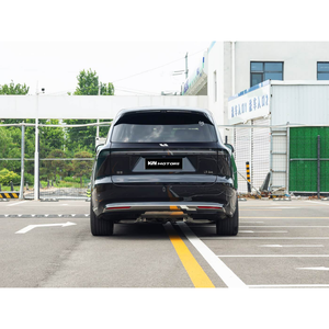 Li Auto L9 Edición Livis 2026, Carrocería de Doble Tono, Proceso de Pintura Triple, Ruedas de 22 Pulgadas, Pedal Eléctrico, SUV de Tamaño Completo - Product Image 4