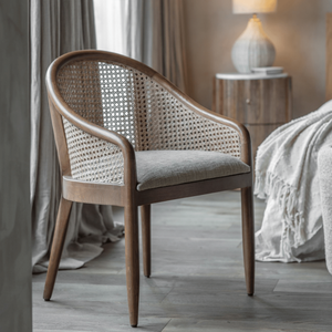 Silla de Comedor Premium con Madera de Teca Sólida de Indonesia, Detalles de Ratán y Asiento Tapizado, Diseño Moderno para Hoteles y Cafeterías - Product Image 2