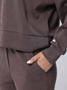 Conjunto Deportivo de Mujer, Camisa Holgada de Manga Larga con Cuello Redondo y Pantalones Anchos, Estilo Casual, Color Liso, Transpirable, de Spandex/Poliéster, para Otoño e Invierno - Product Image 5