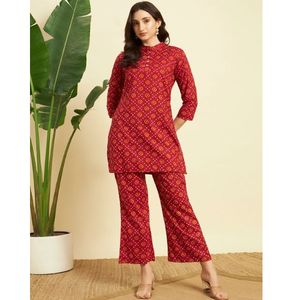 Ensemble Kurti et Palazzo en coton floral de qualité supérieure pour femmes, avec fente courte, pour l'été |   Tissu respirant |   Bouton décontracté ethnique pour usage quotidien - Product Image 1