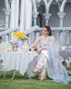 Vente chaude Vêtements Ethniques Tenue De Fête Georgette Broderie Travail Top Dupatta Ensemble Salwar Kameez Kurti Pantalon Ensemble En Gros Naturel - Product Image 4