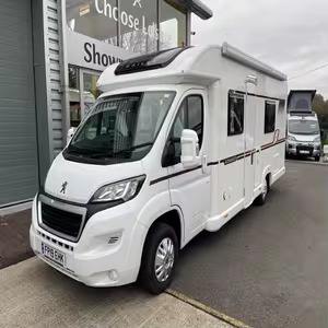 Mini camping-car 4x4 de luxe, camping-car tout-terrain de luxe avec toilettes pour le camping à domicile - Product Image 2