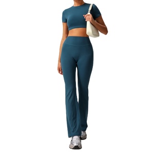 Offre Spéciale nouveau 2 pièces vêtements de sport respirant Yoga ensemble pour femmes maigre court T-shirt pantalon évasé 2026 - Product Image 4