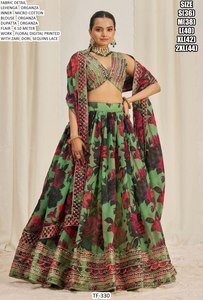 Nouvelle collection de lehenga choli en organza de créateur, tenue de soirée moderne avec imprimé floral numérique, travail de zari, de dori et de paillettes - Product Image 5