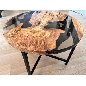 Table basse en bois massif et résine époxy, best-seller, meuble moderne pour salon, disponible à prix compétitif - Product Image 1