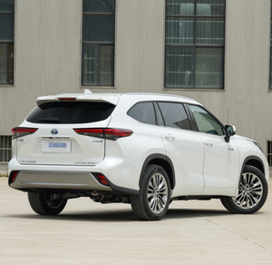 Usado 2023-2024 para SUV, LED, Eléctrico, Cuero, Multifunción, Automático, 4x4, Neumáticos R18, Euro VI, Volante a la Izquierda - Product Image 6