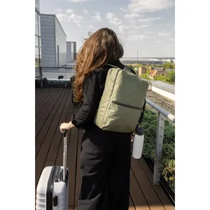 Mochila Ecológica Walton RPET Reciclada para Dispositivos Electrónicos, Ideal para Promociones - Product Image 5