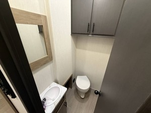 Nouvelles caravanes de voyage 2026 F-o-r-e-s-t R-i-v-e-r Campsite E-l-i-t-e 36AK prêtes à la vente - Product Image 3