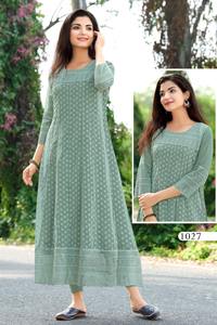Impresionante diseñador indio Anarkali en Heavy Georgette con intrincado trabajo para colección de Ropa Étnica de boda a precio mayorista - Product Image 2