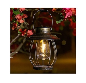 Lanterne en métal faite à la main en gros écologique de haute qualité lanterne à bougie décorative d'hôtel à la maison pour les mariages noël directement - Product Image 1