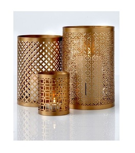 เชิงเทียนลวดลายดอกไม้ใช้สำหรับตกแต่งคริสต์มาสสไตล์วินเทจ - Product Image 4