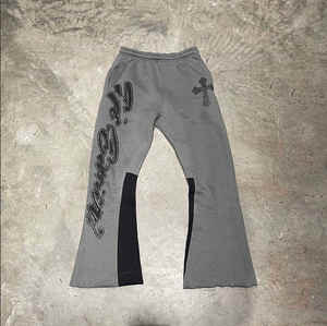 Pantalones Deportivos Personalizados con Estampado DTG, Estilo Vintage Desgastado, Estilo Urbano, Impermeables, Resistentes al Viento, con Cordón Ajustable, Cintura Media y Corte Acampanado - Product Image 3