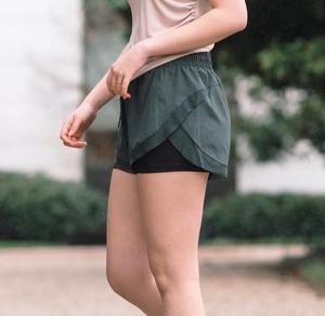 Short femme nouveau 2-en-1 sport Shorts de course motif chaud taille haute Skinny Fit Gym Active Shorts jupes - Product Image 2