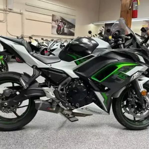 Prêt à Expédier 50% de Réduction sur Street Legal 2022 Kawasakis Ninjas 650 Motos de Sport - Product Image 1