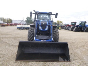 Mejor Precio, Tractor Holland T6.160 de 150HP Nuevo y Usado con Cabina y Aire Acondicionado, Motor Diésel Multifuncional para Agricultura Disponible - Product Image 5