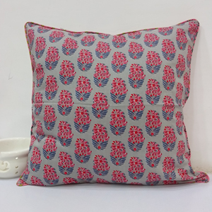 Housse de coussin carrée Smode Buti imprimée 100 % coton, imprimée recto-verso, écologique, portable et personnalisable pour la maison - Product Image 1