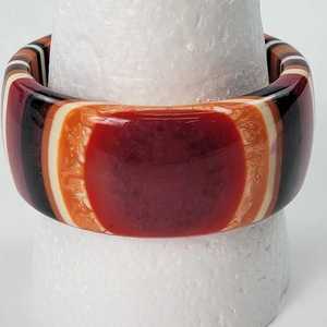 Vente en gros, bracelet personnalisé de bonne qualité, abordable, fabriqué à la main, en résine, pour femmes indiennes. - Product Image 6