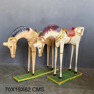 Producto de Arte Metálico: Caballo Pintado a Mano en Hierro - Product Image 5