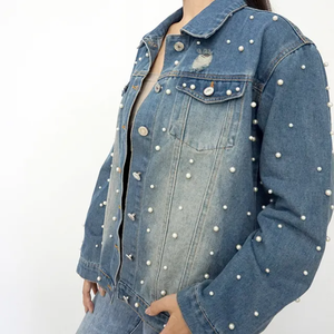 Veste en jean extensible pour femmes avec coupe ajustée et sensation de confort Veste en jean noire à la mode de haute qualité - Product Image 3
