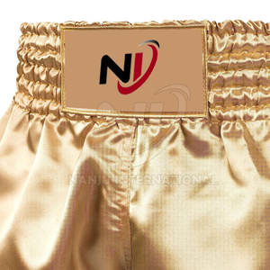 2023 adultos estilo único Muay Thai Shorts venta al por mayor ligero patrón sólido cintura elástica pantalones cortos de tipo medio - Product Image 5