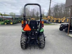 Tractor Agrícola John de 40 HP con Motor, Tractor de Cuatro Ruedas, Cortadora de Césped, Bomba Hidráulica, Garantía de 5 Años, Buen Precio - Product Image 3