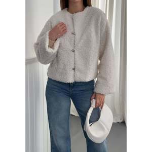 เสื้อแจ็คเก็ตขนสั้นสีเอครู - สีเอครู - Product Image 4