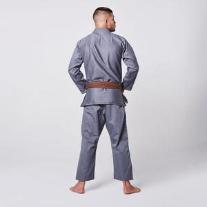 Costume de karaté grande taille uniforme de karaté à logo personnalisé de haute qualité pour hommes et uniforme de karaté léger et confortable - Product Image 3