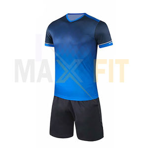 Uniforme deportivo juvenil de fútbol para hombres, Conjunto de Jersey de fútbol personalizado de calidad superior, Jersey de fútbol para niños de MAXFIT - Product Image 4
