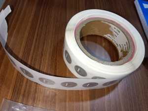 Étiquette NFC intelligente NFC 216, étiquette ronde de 25 mm de diamètre avec adhésif unilatéral - Product Image 2