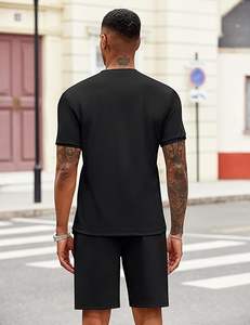 ชุดวอร์มกีฬาระบายอากาศสำหรับผู้ชายเสื้อยืดฤดูร้อนพร้อมกางเกงขาสั้น-ขายส่ง - Product Image 2