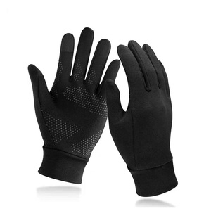 Gants de course confortables en gros sur mesure pour le sport dans des gants d'entraînement respirants de qualité supérieure avec des gants personnalisés 2025 - Product Image 5
