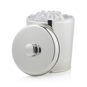 Cubitera Clásica de Acero Inoxidable con Tapa, Acabado Pulido Elegante, Diseño Aislado para un Hogar o Bar Elegante - Product Image 6