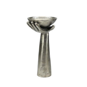 Métal en aluminium Forme de main longue Finition antique Décoratif Unique Bol de service Fancy Modern Japanese Look - Product Image 1