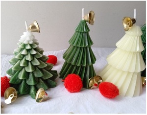 Velas aromáticas vertidas a mano tarros elegantes, embalaje listo para regalo para mayoristas a precio mayorista - Product Image 5