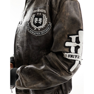 Veste universitaire boutonnée sur mesure pour hommes 100% manches en cuir PU veste de baseball Lettermen pour hommes avec emballage personnalisé - Product Image 4