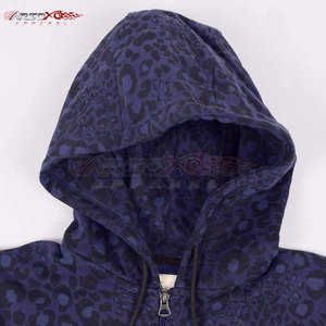 Sweat à capuche zippé élégant pour homme, idéal pour l'hiver, avec poches latérales fonctionnelles, en tissu polaire, personnalisable, vente en gros - Product Image 3