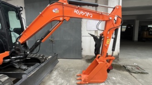รถขุดขนาดเล็ก Kubota U55-5 5.5 ตัน มือสอง พร้อมใช้งานสำหรับงานวิศวกรรมเทศบาล - Product Image 5
