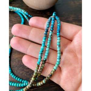 Collier de perles multi-brins fait main Navajo avec perles turquoise multiples et chaîne en argent sterling à motif d'ancrage pour mariages et fêtes - Product Image 4
