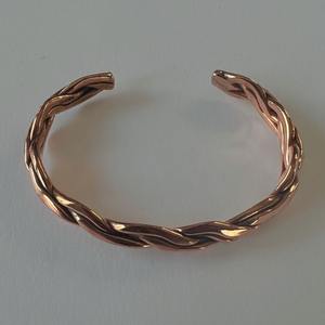 Bracelet solide en cuivre lourd avec des motifs gravés complexes pour la guérison de l'arthrite bijoux unisexes traditionnels fabriqués à la main - Product Image 5