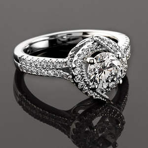 Anillo de Halo con Diamante Moissanita Original de Corte Redondo Clásico, Plata de Ley 925, Regalo de Compromiso, Boda o Fiesta para Novias - Product Image 5