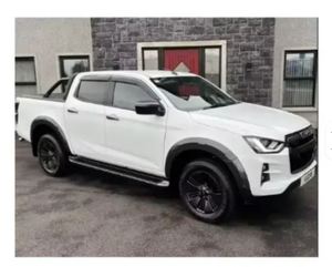 VENTES FLASH d'occasion 2021 Isuzuu D-MAX X-TERRAIN PRÊT à EXPÉDIER - Product Image 3