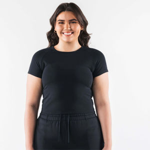 Tops courts en coton de haute qualité pour femmes T-shirts décontractés avec design compressé Style de sport respirant à séchage rapide pour l'été - Product Image 6