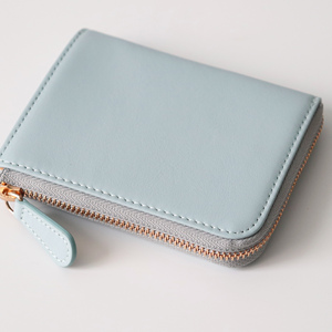 Monedero de mujer de estilo empresarial de cuero de vaca genuino de alta calidad con logotipo personalizable tarjetero compatible con OEM/ODM para tarjetas de crédito - Product Image 4