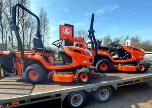 Kubota Lawn Mower Diesel <b>Engine</b> Lawn Care Machine Ready For Shipping Worldwide - Product Image 4