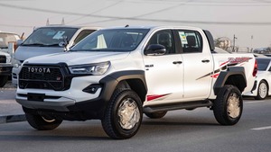 ใหม่ / มือสอง ปี 2026 สำหรับ Hilux GR Sport หนังแท้ เกียร์อัตโนมัติ ไฟ LED เครื่องยนต์เทอร์โบ หลังคาพาโนรามา หลังคาอลูมิเนียมอัลลอย - Product Image 3