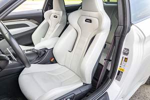 BMW M4 Coupé 2020 USADO, con Volante a la Izquierda/Derecha, Paquete de Competición - Product Image 4