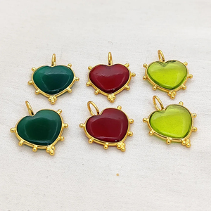Dijes de Ónice Verde en Plata de Ley 925 Chapada en Oro con Bisel Elegante en Forma de Corazón de 14 mm, Dijes de Ónice Verde, Joyería India, Proveedores al por Mayor - Product Image 2