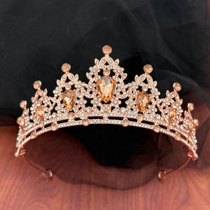Mode couronne <span class=keywords><strong>de</strong></span> mariée <span class=keywords><strong>Bouquet</strong></span> <span class=keywords><strong>de</strong></span> fleurs couronne accessoires floraux argent or gâteau d'anniversaire décoration reine couronne - Product Image 6